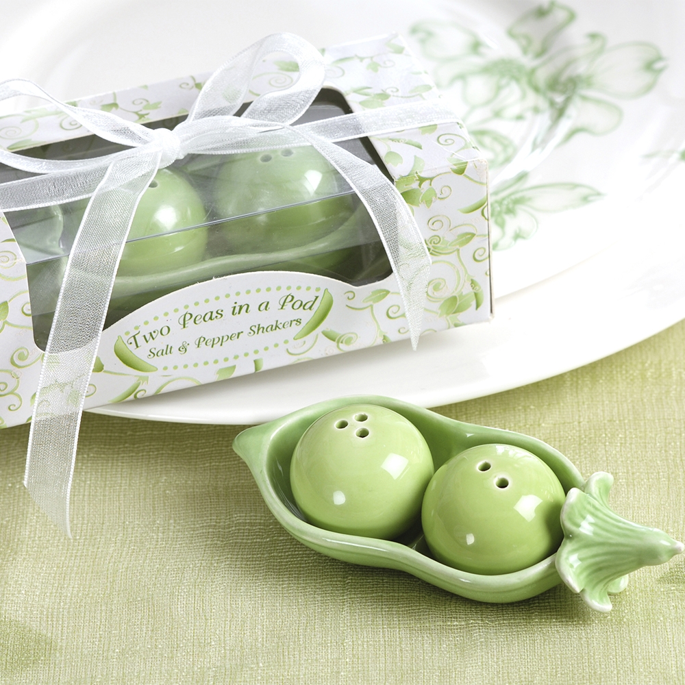 Two Peas Salt And Pepper Shakers 6574