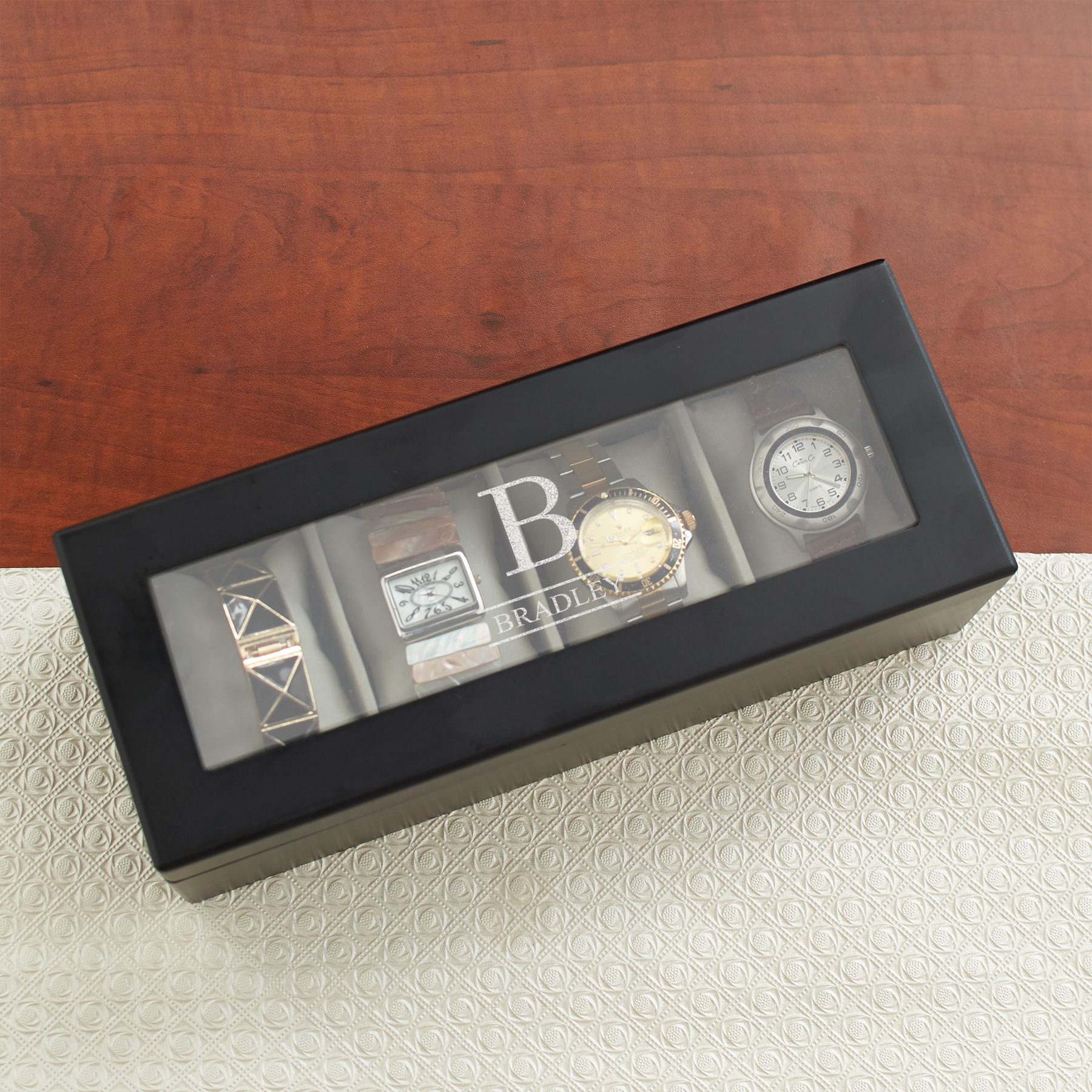 Personal watch online box