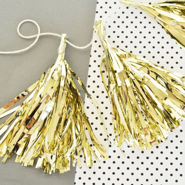 Metallic Mini Tassels 7981