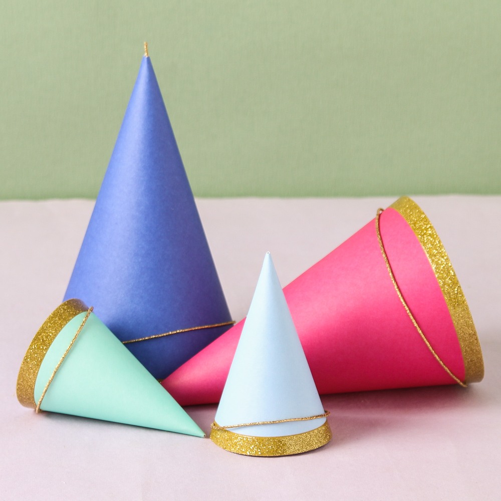 Colored Party Hats 7881