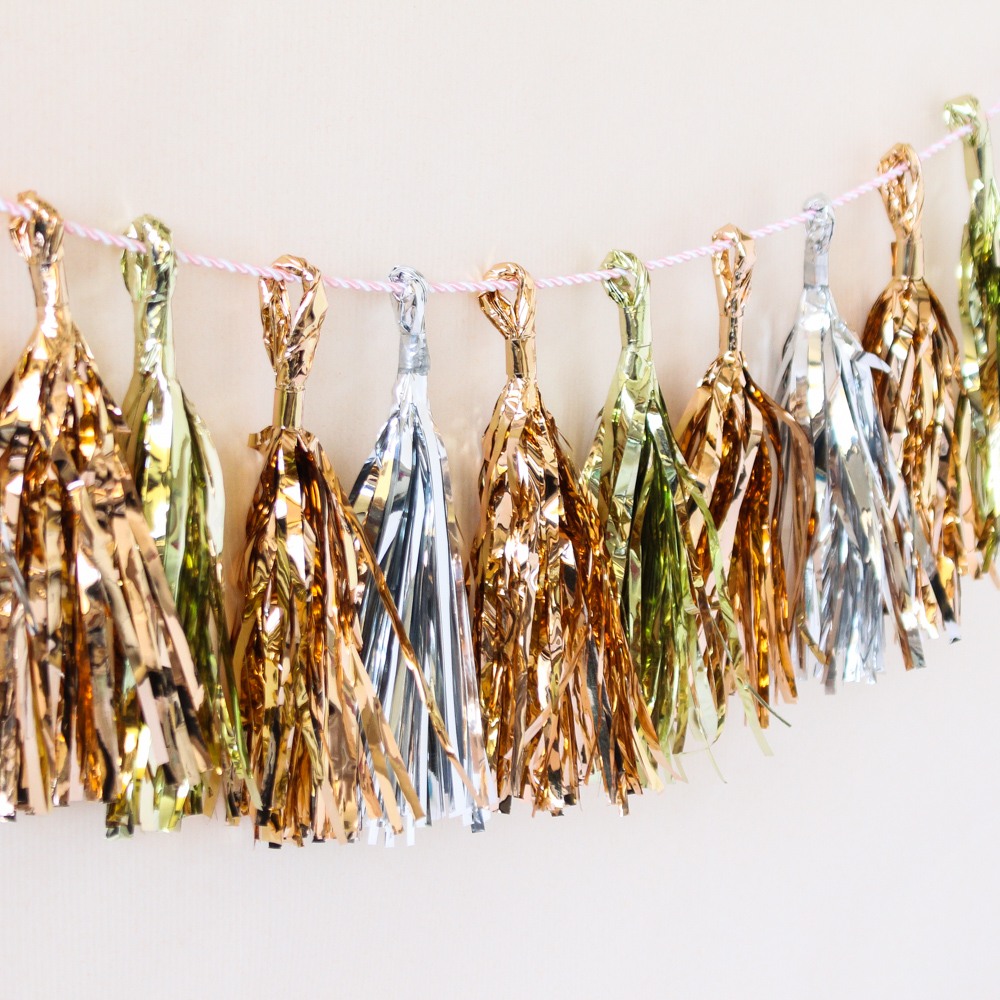 Metallic Mini Tassels 7981