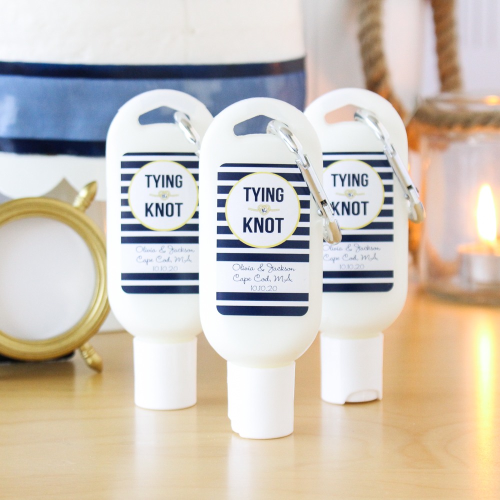 Personalized Sunscreen With Carabiner 4211