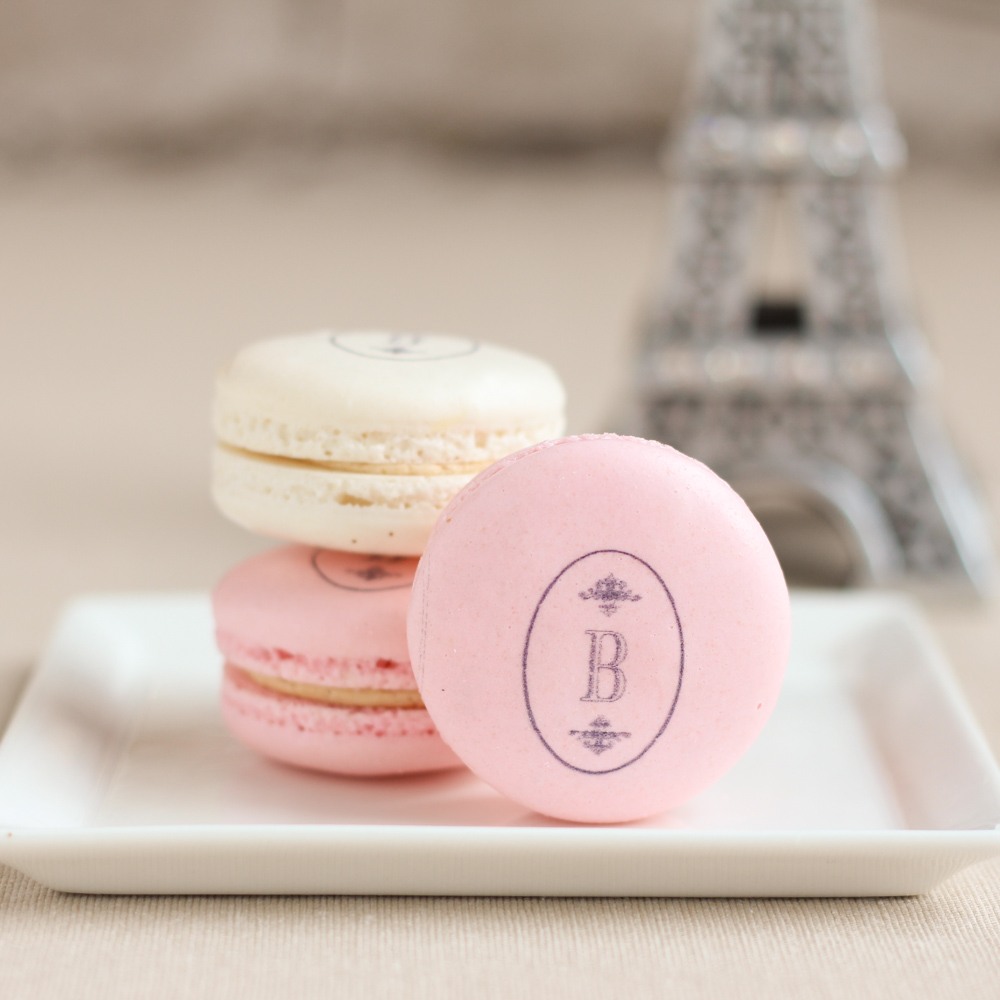 Custom Macarons 8695