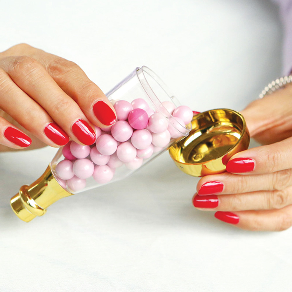 Champagne Bottle Favor Container open