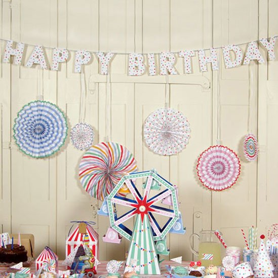 Toot Sweet Spotty Party Garland 6278