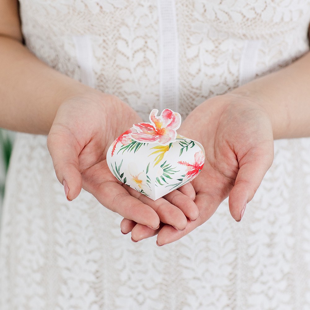 Tropical Shaped Favor Boxes  13124