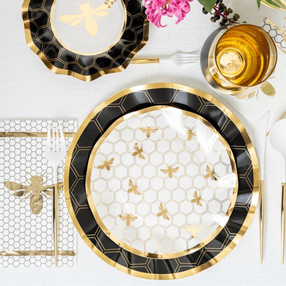 Honeybee Wavy Paper Salad Plate 13222